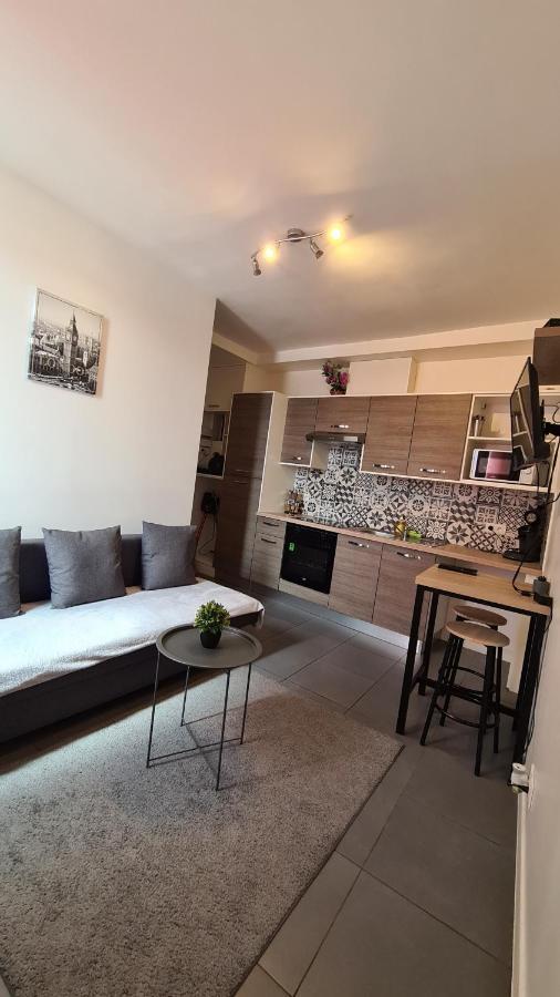 Appartement Paris Metro Hoche Pantin